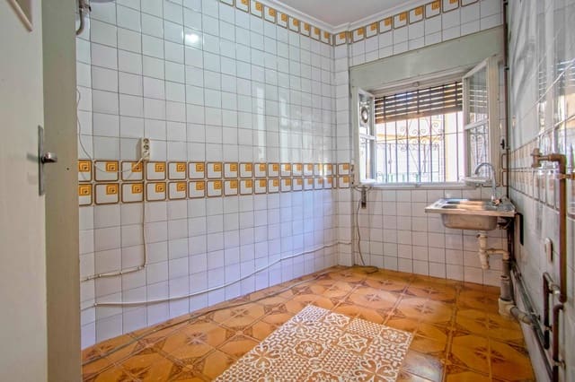 3 slaapkamer Flat te koop in Sevilla stad - € 350.000 (Ref: 9310936)