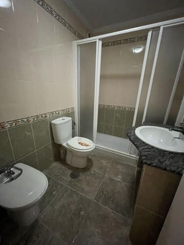 4 Zimmer Wohnung zu vermieten in Coria del Río - 600 € (Ref: 9312937)