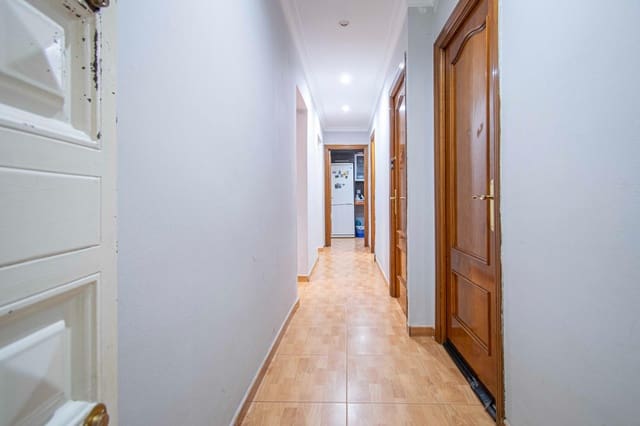 3 makuuhuone Asunto myytävänä paikassa Parque Alcosa, Sevilla kaupunki - 147 000 € (Ref: 9312940)