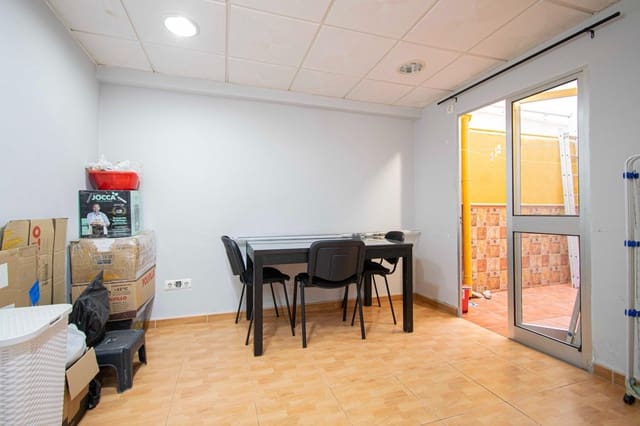 3 makuuhuone Asunto myytävänä paikassa Parque Alcosa, Sevilla kaupunki - 147 000 € (Ref: 9312940)