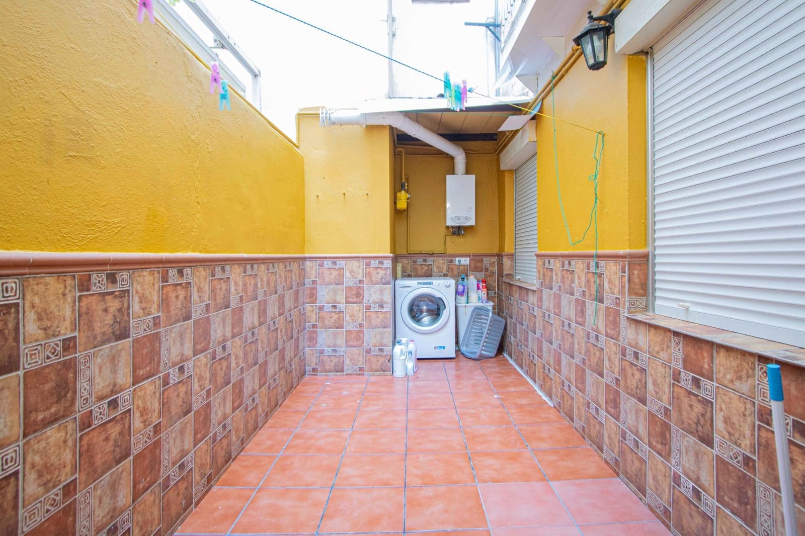 3 bedroom Flat for sale in Seville city - € 147,000 (Ref: 9312940)