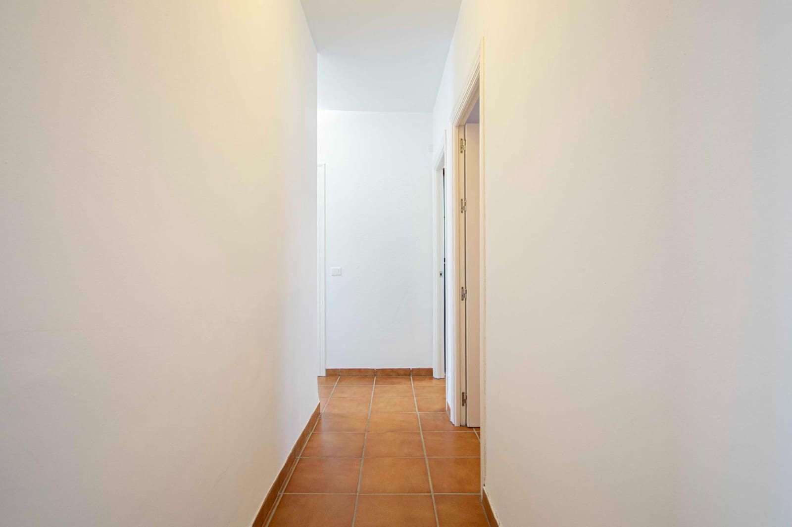 5 bedroom Villa for sale in Sanlucar la Mayor with pool - € 414,520 (Ref: 9317893)