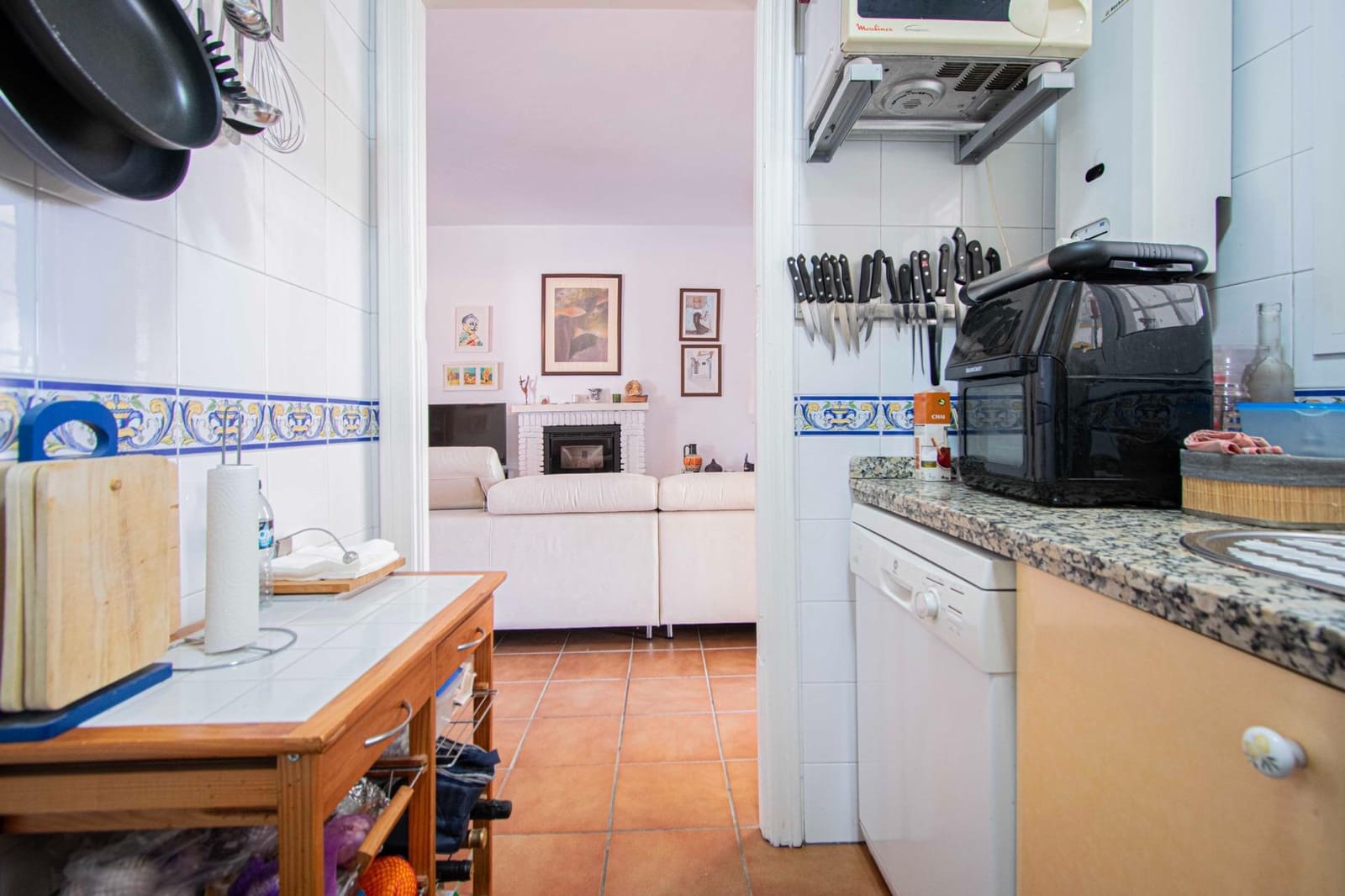 5 bedroom Villa for sale in Sanlucar la Mayor with pool - € 414,520 (Ref: 9317893)