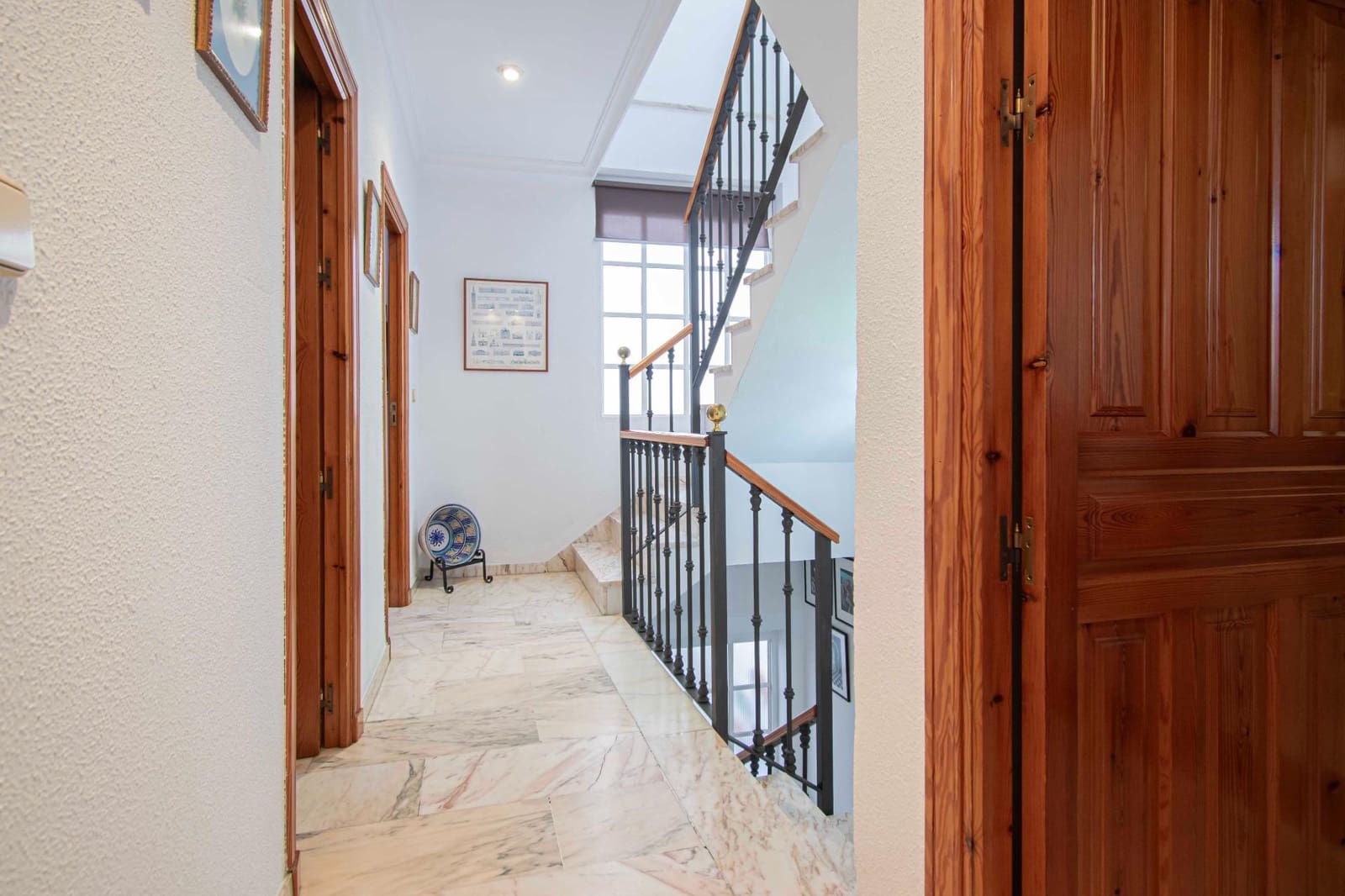 5 soveværelse Byhus til salg i Sevilla by med garage - € 766.300 (Ref: 9317896)