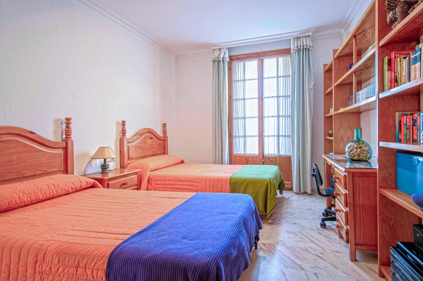 5 soveværelse Byhus til salg i Sevilla by med garage - € 766.300 (Ref: 9317896)