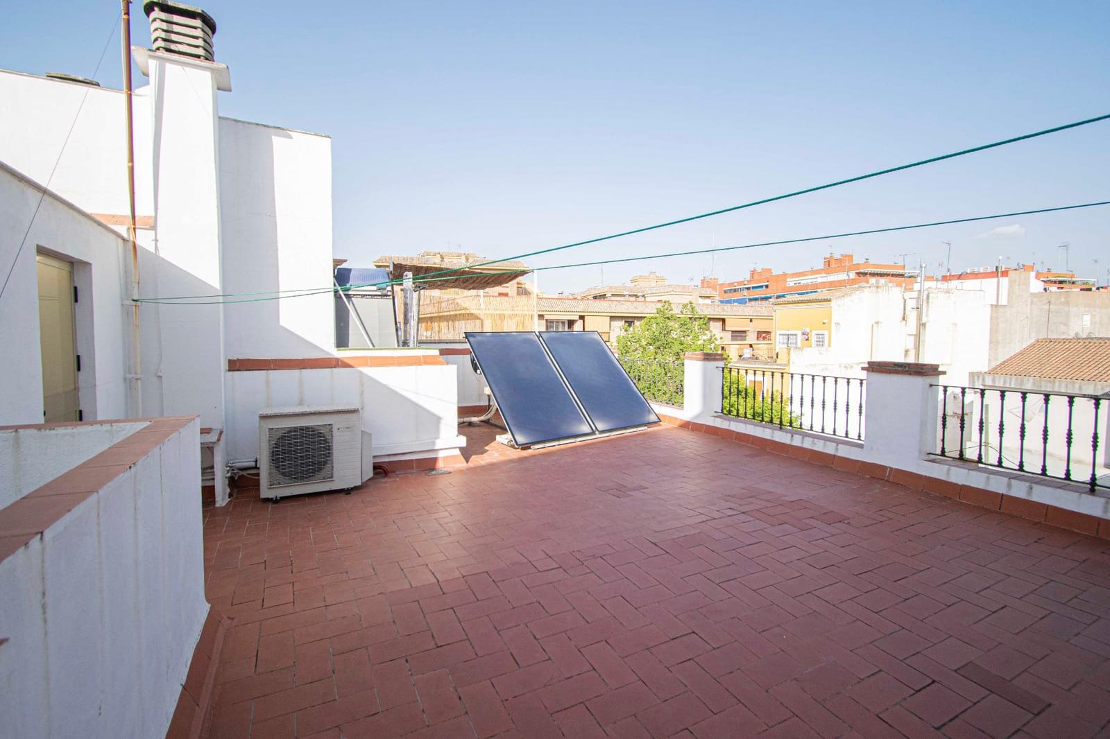 5 soveværelse Byhus til salg i Sevilla by med garage - € 766.300 (Ref: 9317896)