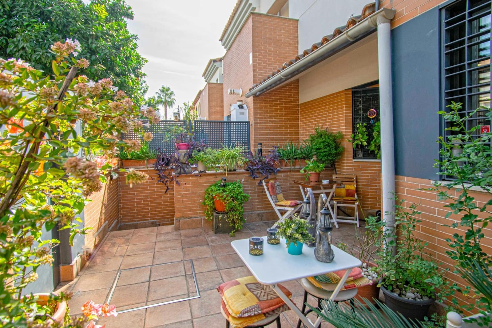 4 soverom Hus til salgs i Mairena del Aljarafe med garasje - € 369 990 (Ref: 9330688)