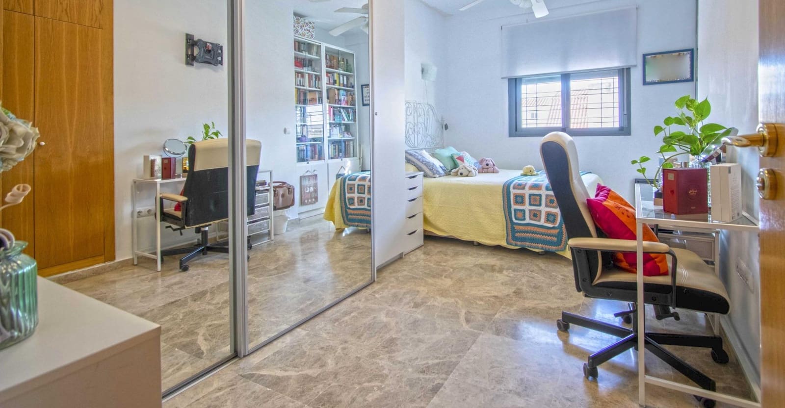 4 soverom Hus til salgs i Mairena del Aljarafe med garasje - € 369 990 (Ref: 9330688)