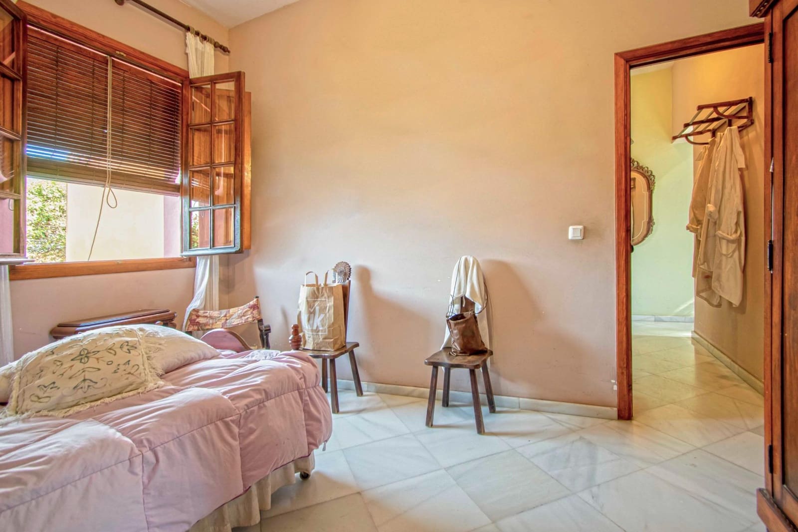 7 bedroom Finca/Country House for sale in Mairena del Aljarafe with pool - € 800,000 (Ref: 9330689)