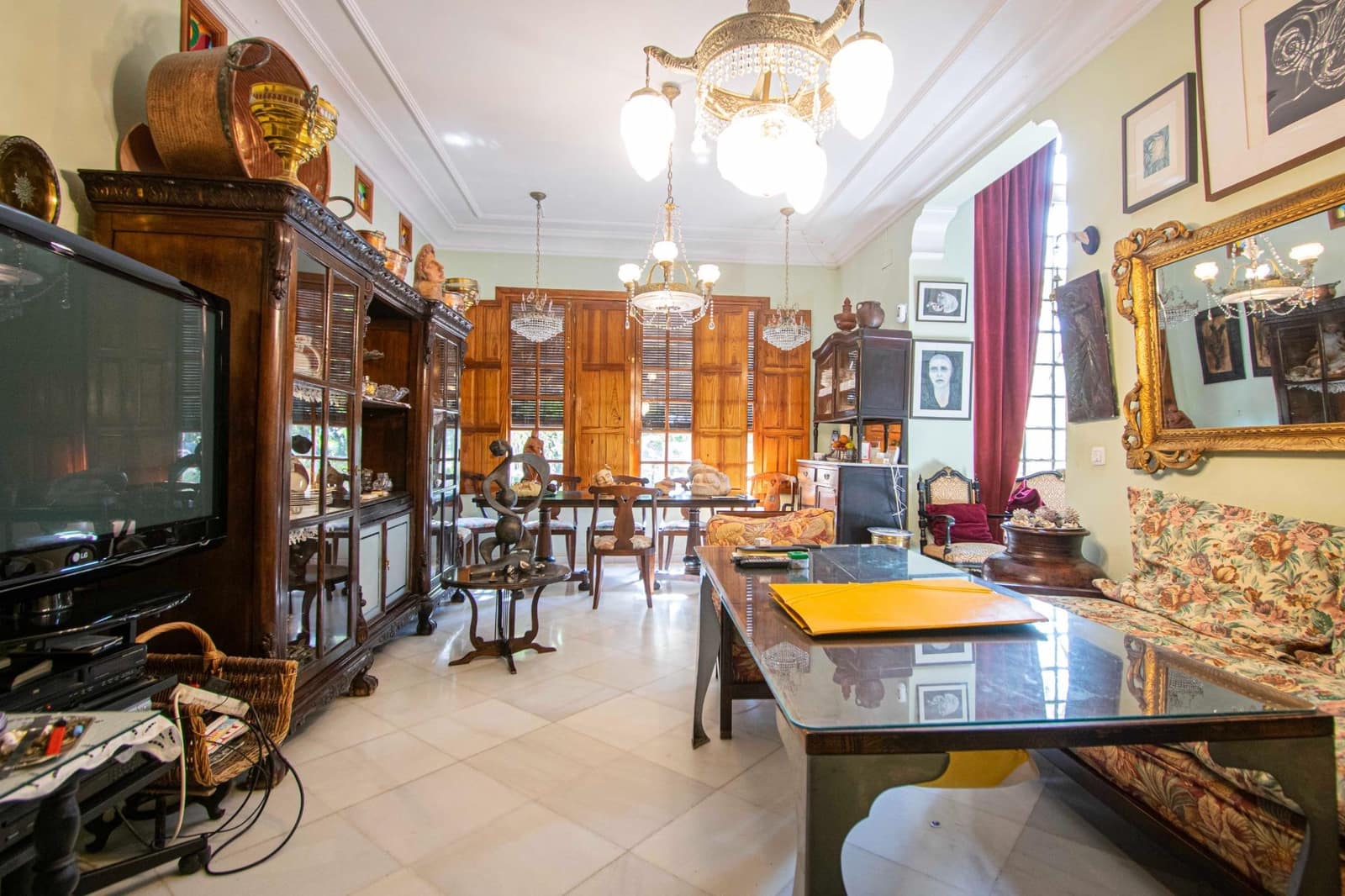 7 bedroom Finca/Country House for sale in Mairena del Aljarafe with pool - € 800,000 (Ref: 9330689)