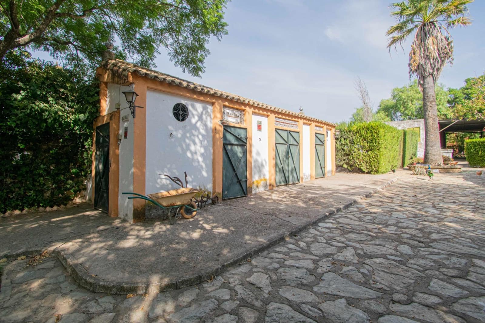 7 bedroom Finca/Country House for sale in Mairena del Aljarafe with pool - € 800,000 (Ref: 9330689)