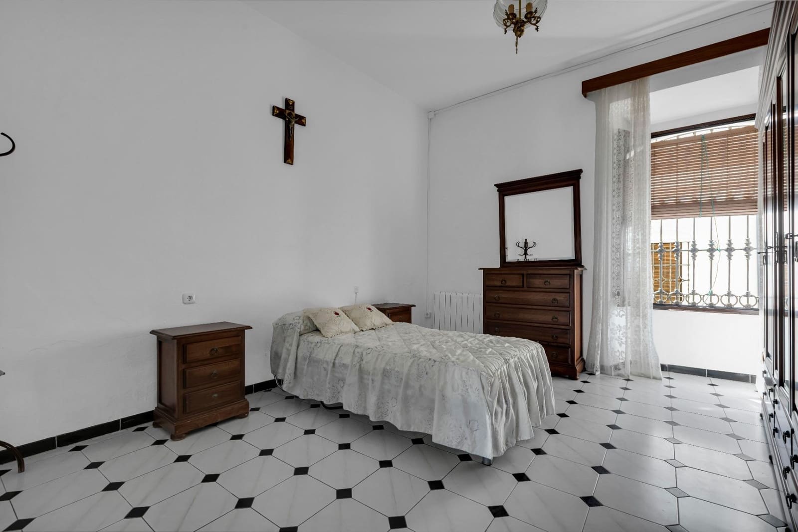 6 chambre Maison de Ville à vendre à Cazalla de la Sierra avec garage - 238 000 € (Ref: 9335027)