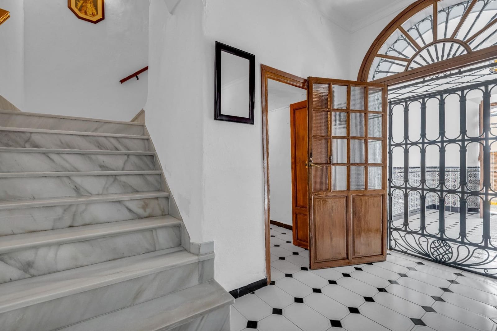 6 chambre Maison de Ville à vendre à Cazalla de la Sierra avec garage - 238 000 € (Ref: 9335027)