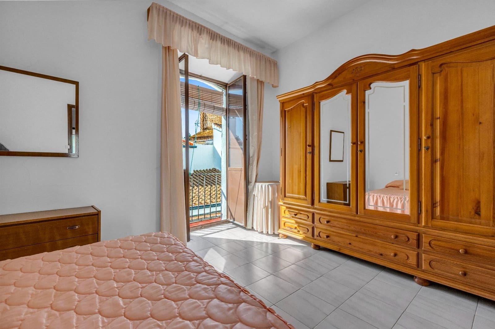 6 chambre Maison de Ville à vendre à Cazalla de la Sierra avec garage - 238 000 € (Ref: 9335027)