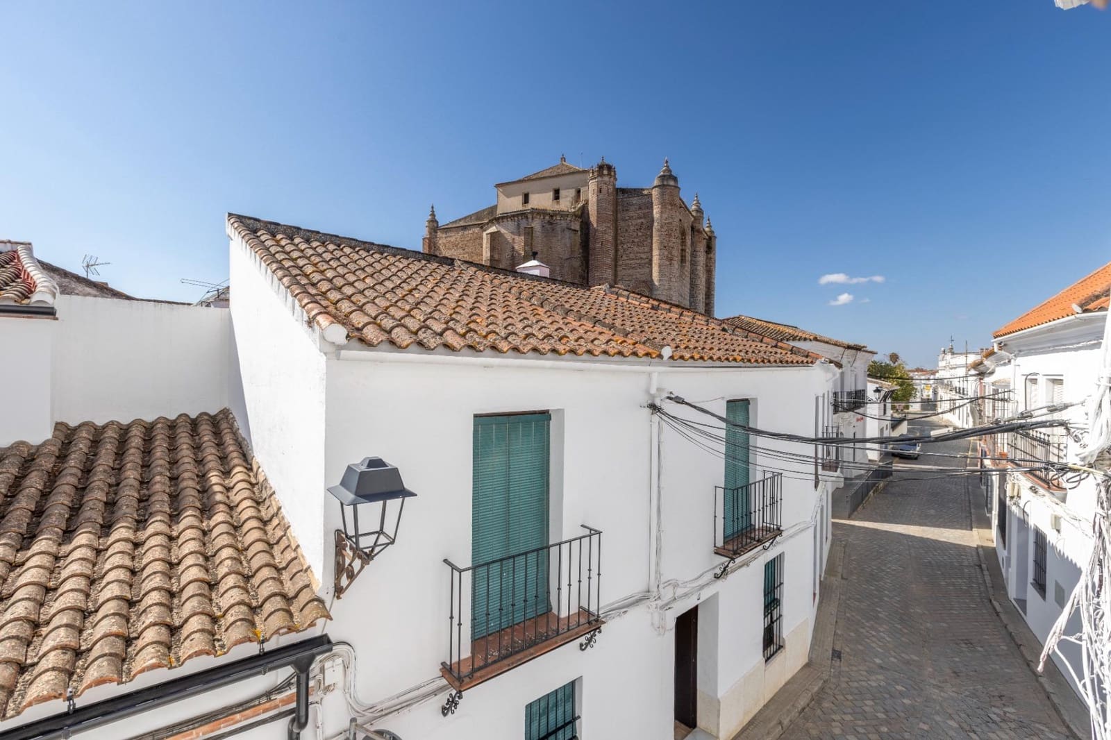 6 chambre Maison de Ville à vendre à Cazalla de la Sierra avec garage - 238 000 € (Ref: 9335027)