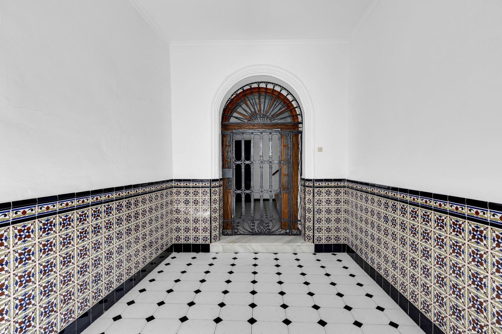 6 chambre Maison de Ville à vendre à Cazalla de la Sierra avec garage - 238 000 € (Ref: 9335027)