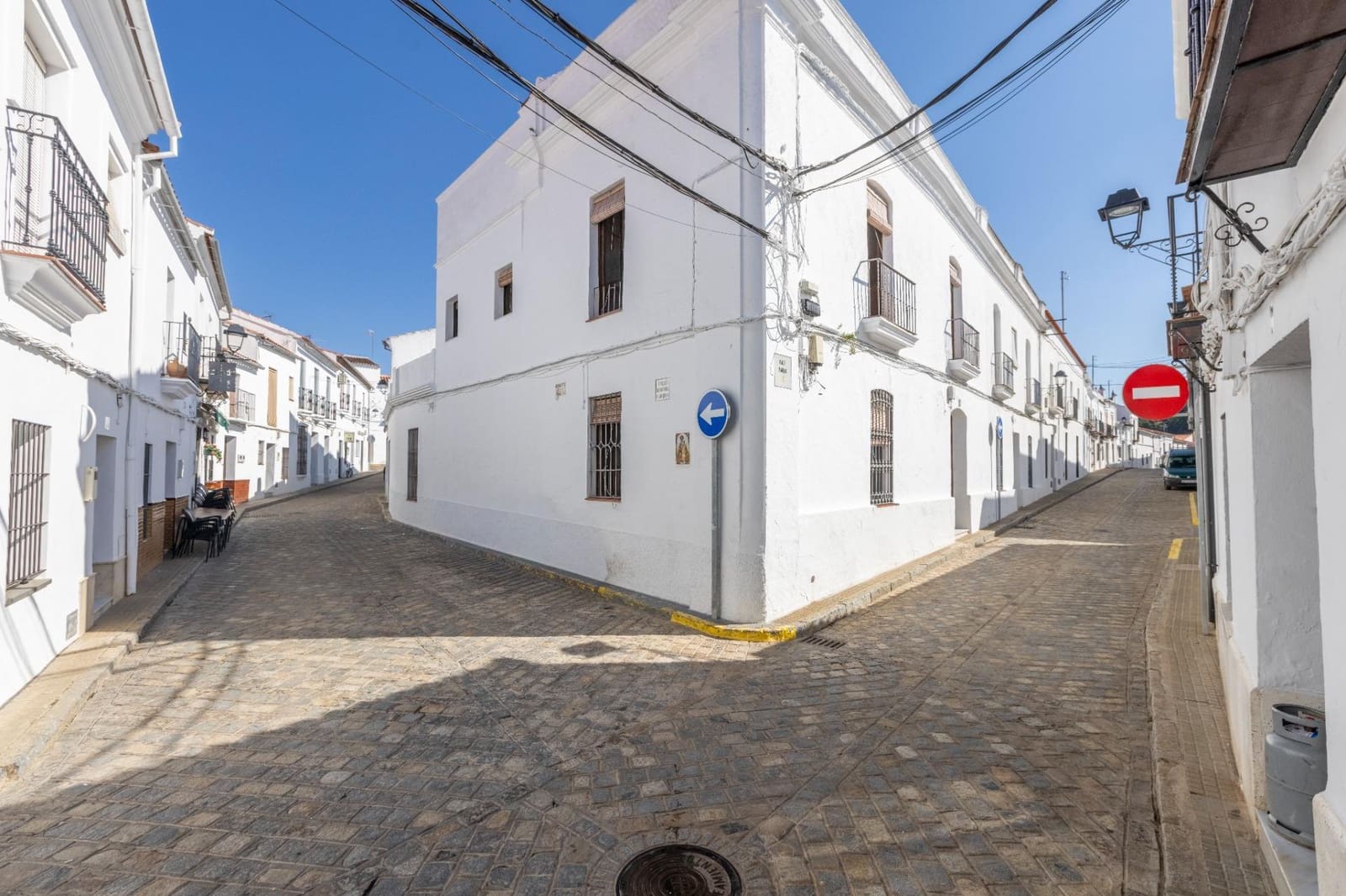 6 chambre Maison de Ville à vendre à Cazalla de la Sierra avec garage - 238 000 € (Ref: 9335027)