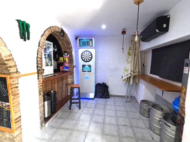 Kommersiell til salgs i Sevilla by - € 50 000 (Ref: 9338109)