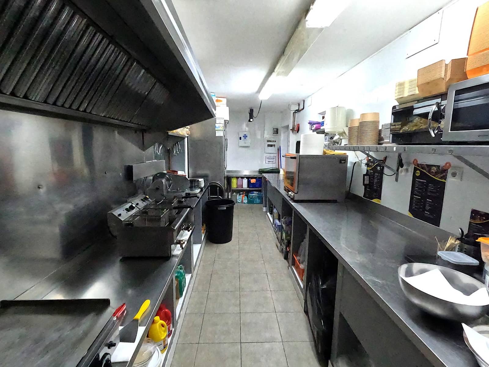 Commercial for sale in Seville city - € 50,000 (Ref: 9338109)