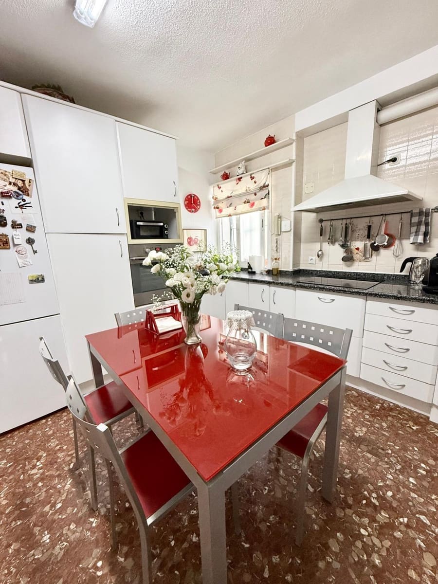 2 sypialnia Mieszkanie na sprzedaż w Miasto Sewilla - 405 500 € (Ref: 9341254)