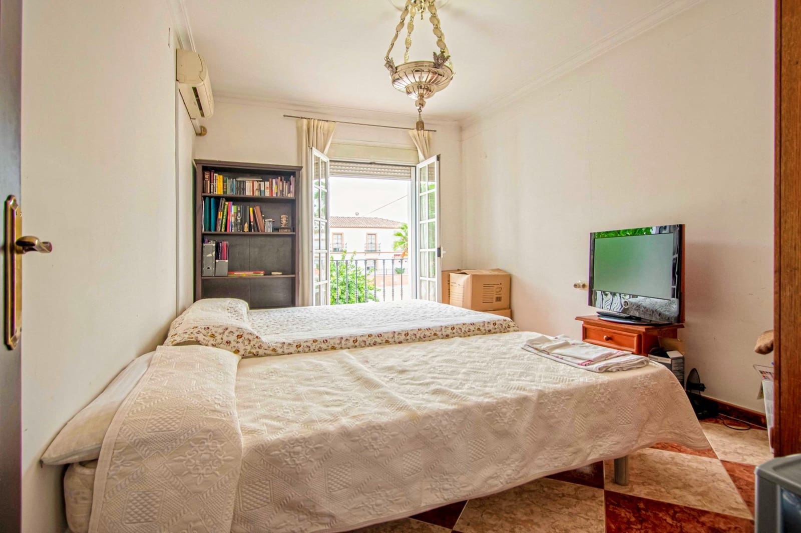 5 sypialnia Dom szeregowy na sprzedaż w Santiponce - 350 000 € (Ref: 9341256)