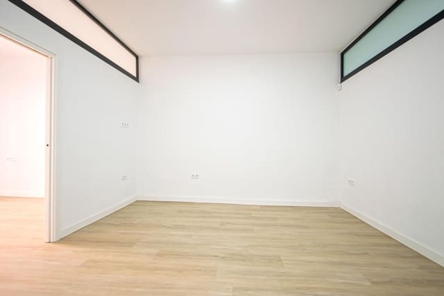 9 sovrum Lägenhet till salu i Sevilla stad - 1 600 000 € (Ref: 9344841)