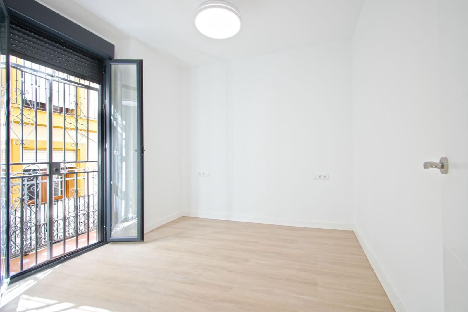 9 sovrum Lägenhet till salu i Sevilla stad - 1 600 000 € (Ref: 9344841)