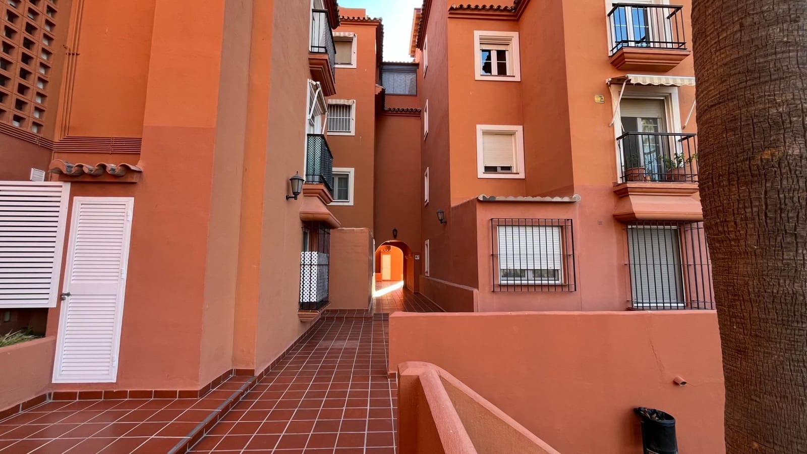 2 bedroom Flat for sale in Torremolinos with pool garage - € 540,000 (Ref: 9347405)