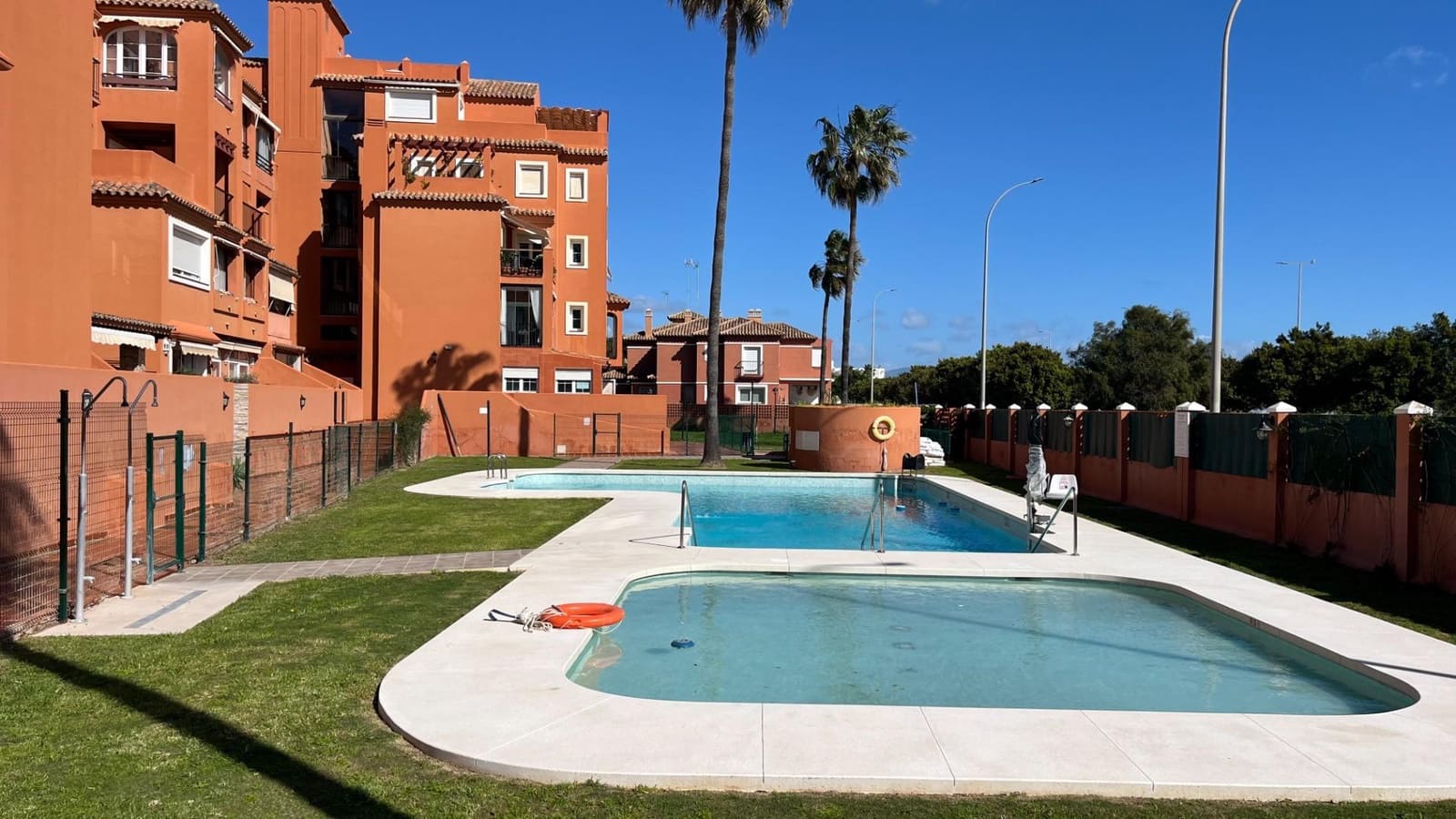 2 bedroom Flat for sale in Torremolinos with pool garage - € 540,000 (Ref: 9347405)