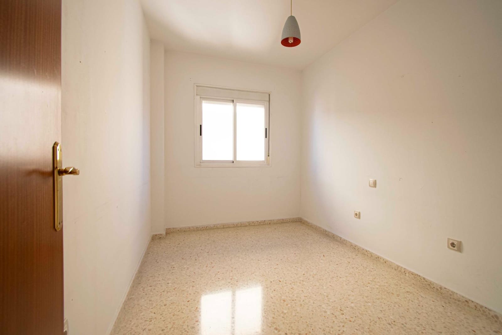 3 soverom Leilighet til salgs i Sevilla by med garasje - € 250 000 (Ref: 9347407)