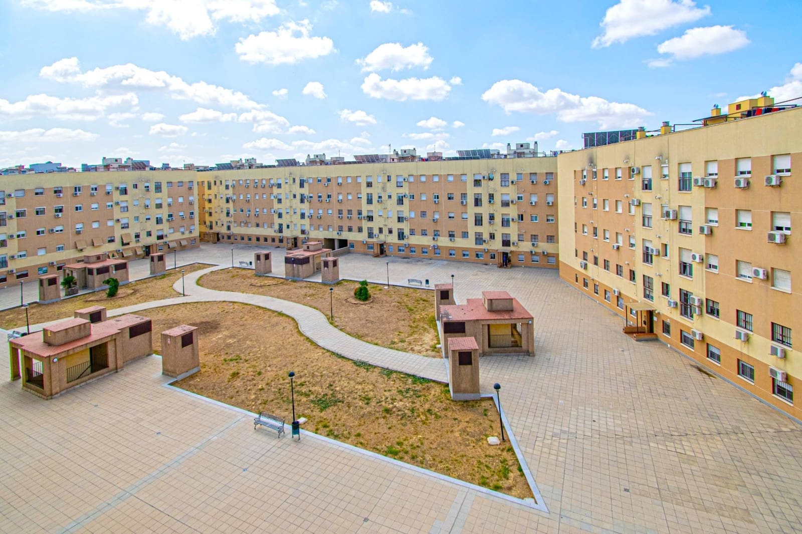 3 soverom Leilighet til salgs i Sevilla by med garasje - € 250 000 (Ref: 9347407)