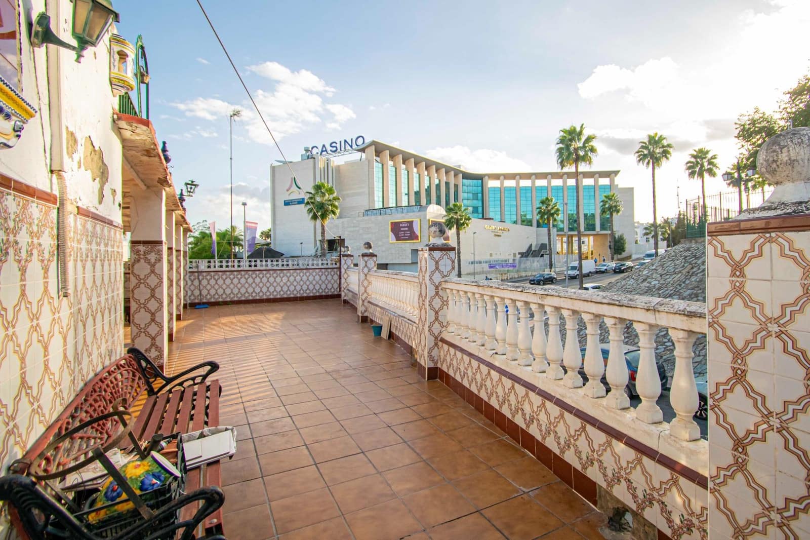 4 sypialnia Dom na sprzedaż w Tomares - 365 000 € (Ref: 9347409)