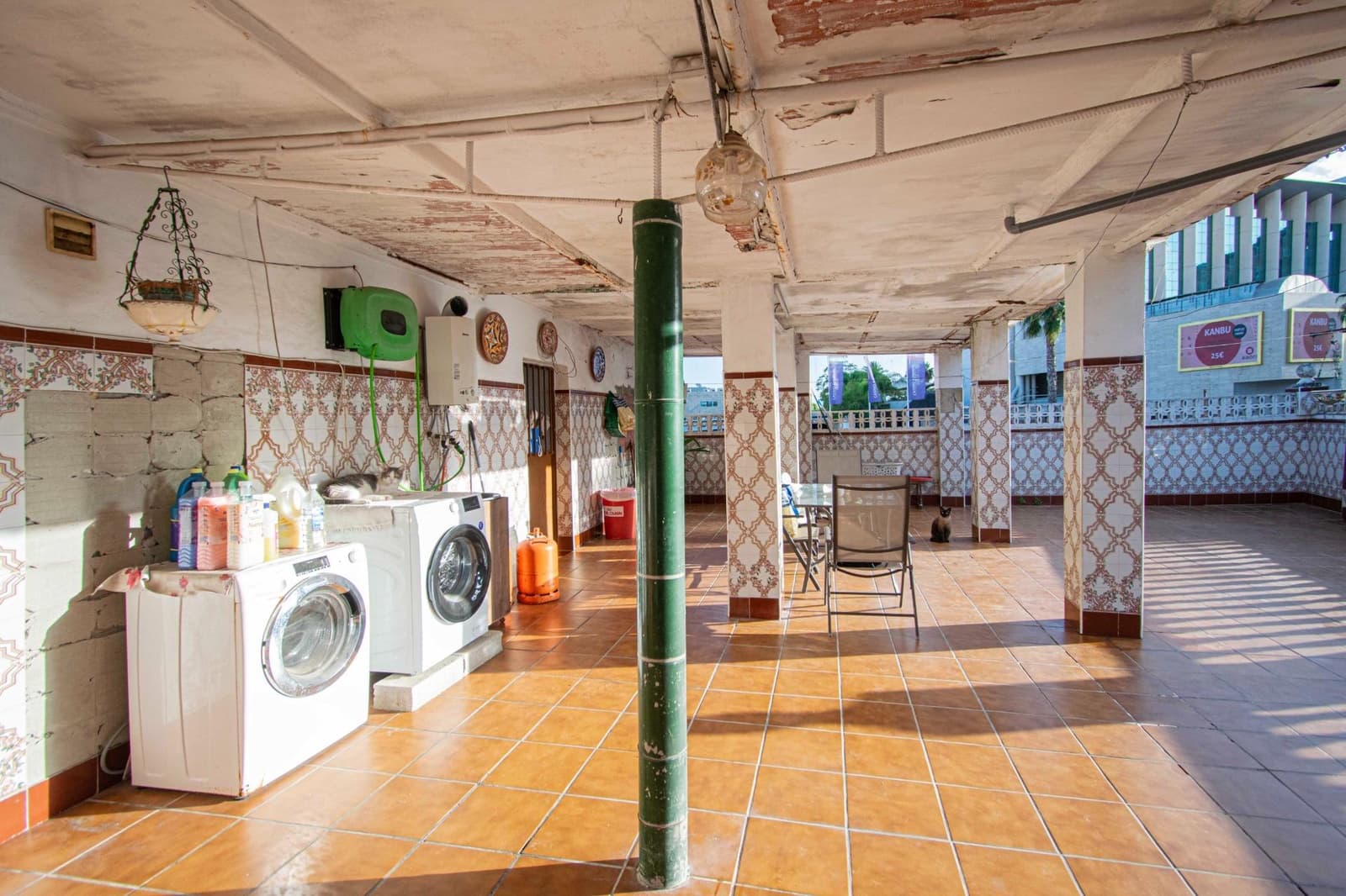 4 sypialnia Dom na sprzedaż w Tomares - 365 000 € (Ref: 9347409)