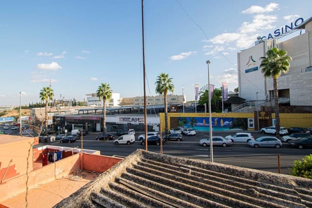 4 camera da letto Casa in vendita in Tomares - 365.000 € (Rif: 9347409)