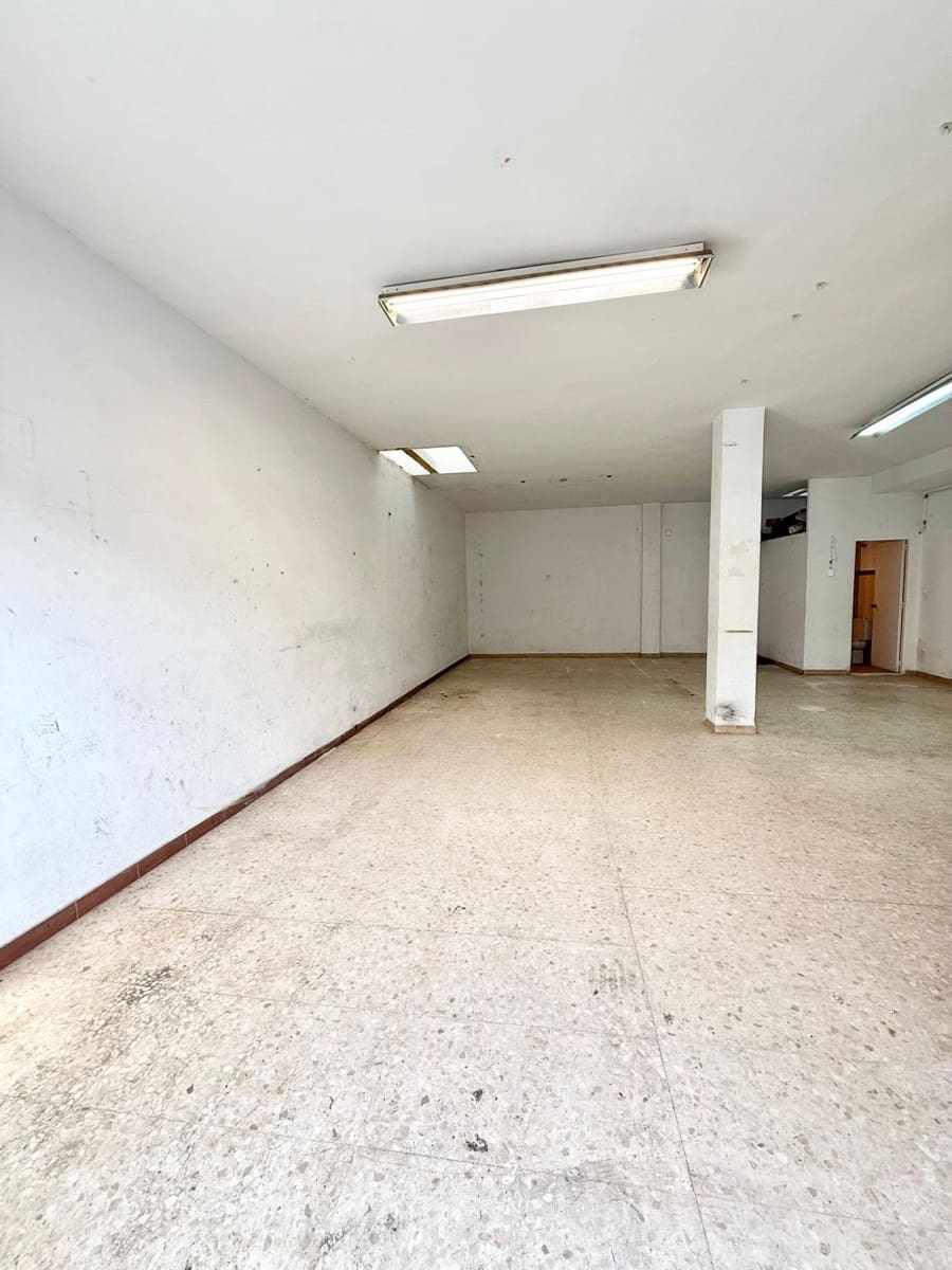 Garage in vendita in Alcala del Rio - 80.000 € (Rif: 9349630)