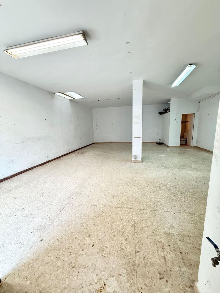 Garage in vendita in Alcala del Rio - 80.000 € (Rif: 9349630)