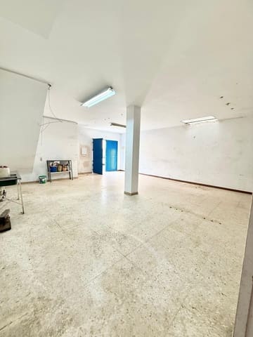 Garage for sale in Alcalá del Río - € 80,000 (Ref: 9349630)