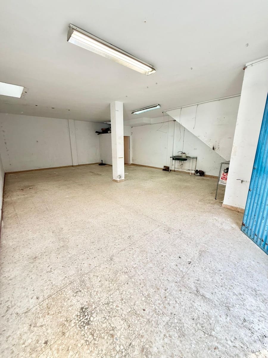 Garage in vendita in Alcala del Rio - 80.000 € (Rif: 9349630)