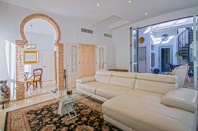 2 sovrum Lägenhet till salu i Sevilla stad med pool garage - 750 000 € (Ref: 9349633)