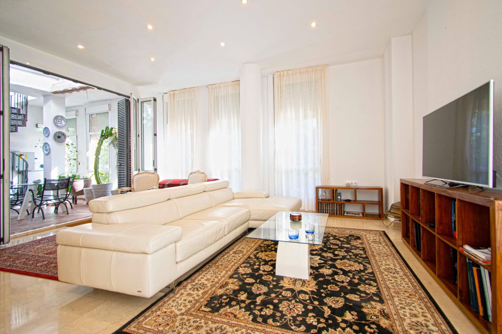 2 soveværelse Lejlighed til salg i Sevilla by med swimmingpool garage - € 750.000 (Ref: 9349633)