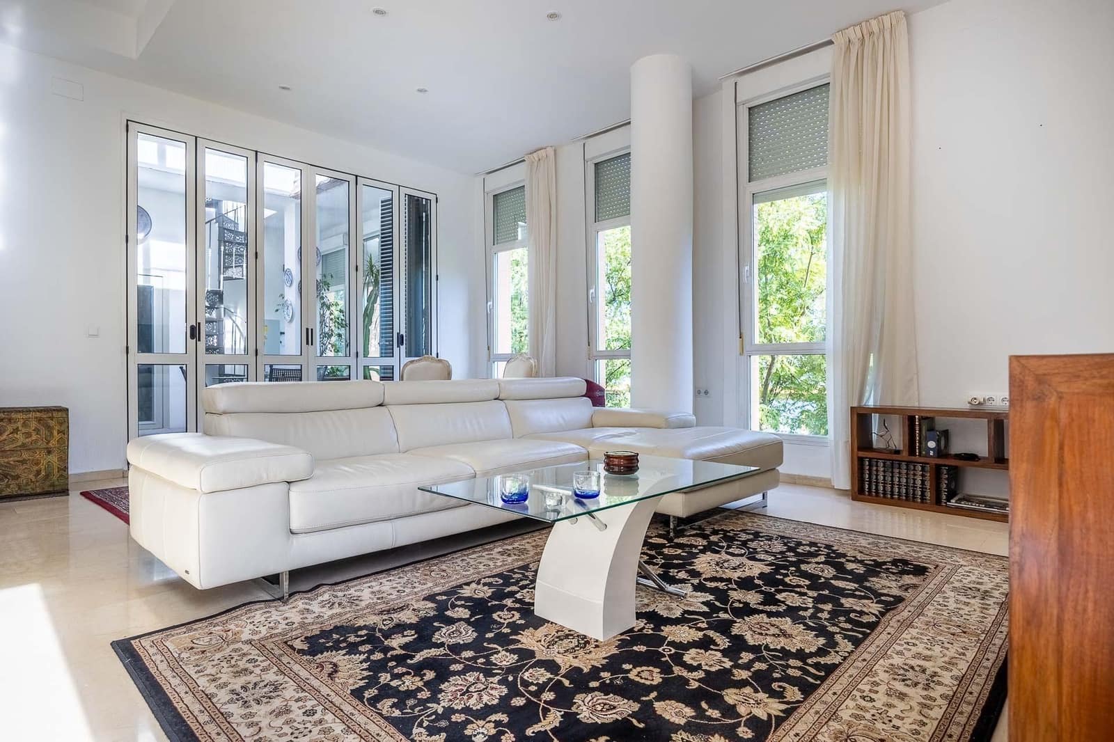 2 soveværelse Lejlighed til salg i Sevilla by med swimmingpool garage - € 750.000 (Ref: 9349633)