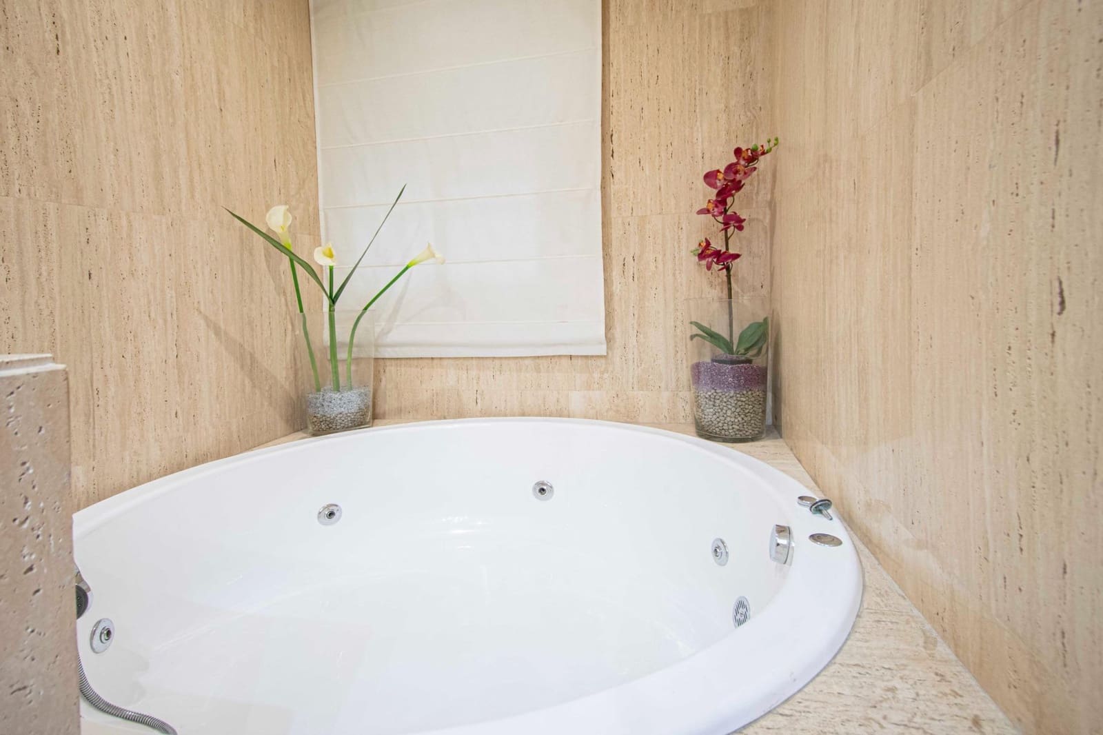 2 soveværelse Lejlighed til salg i Sevilla by med swimmingpool garage - € 750.000 (Ref: 9349633)