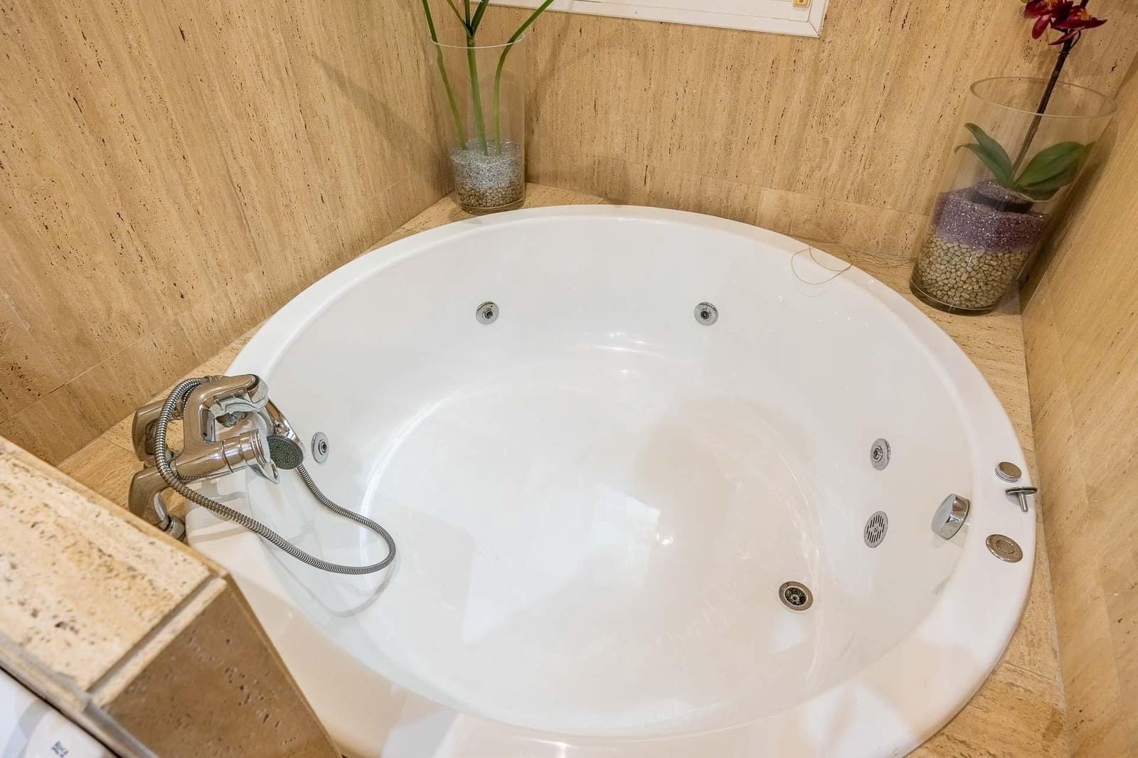 2 soveværelse Lejlighed til salg i Sevilla by med swimmingpool garage - € 750.000 (Ref: 9349633)