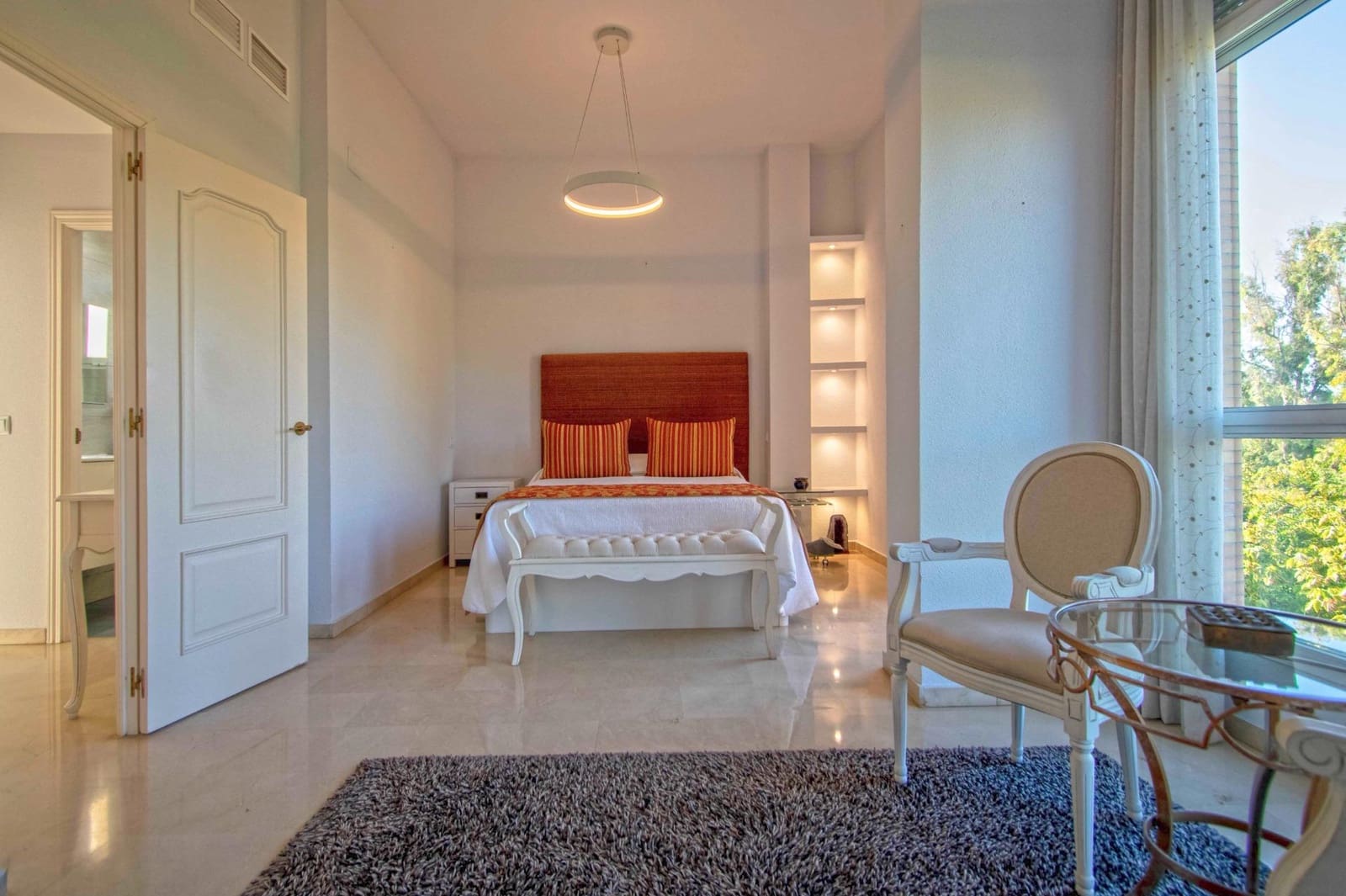 2 soveværelse Lejlighed til salg i Sevilla by med swimmingpool garage - € 750.000 (Ref: 9349633)