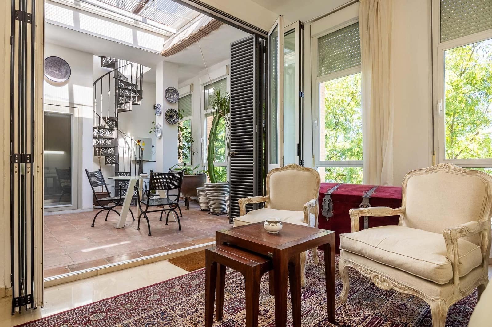 2 soveværelse Lejlighed til salg i Sevilla by med swimmingpool garage - € 750.000 (Ref: 9349633)