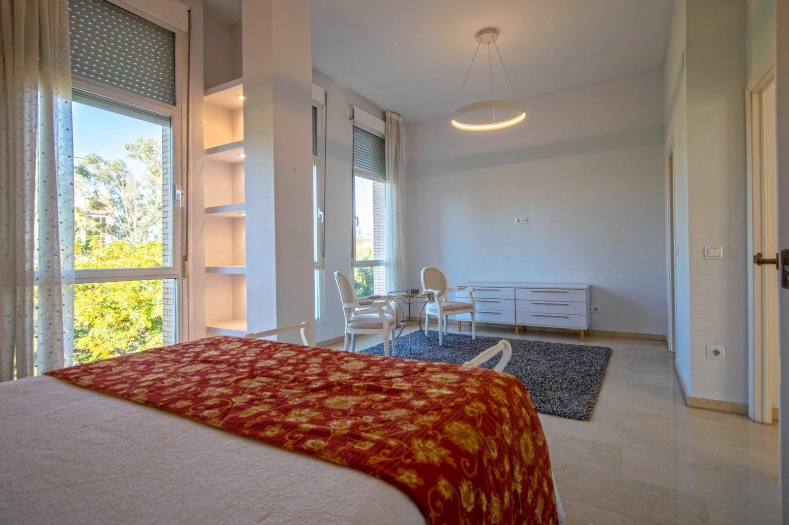 2 soveværelse Lejlighed til salg i Sevilla by med swimmingpool garage - € 750.000 (Ref: 9349633)