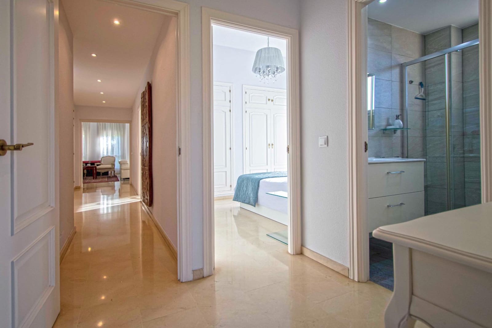 2 soveværelse Lejlighed til salg i Sevilla by med swimmingpool garage - € 750.000 (Ref: 9349633)