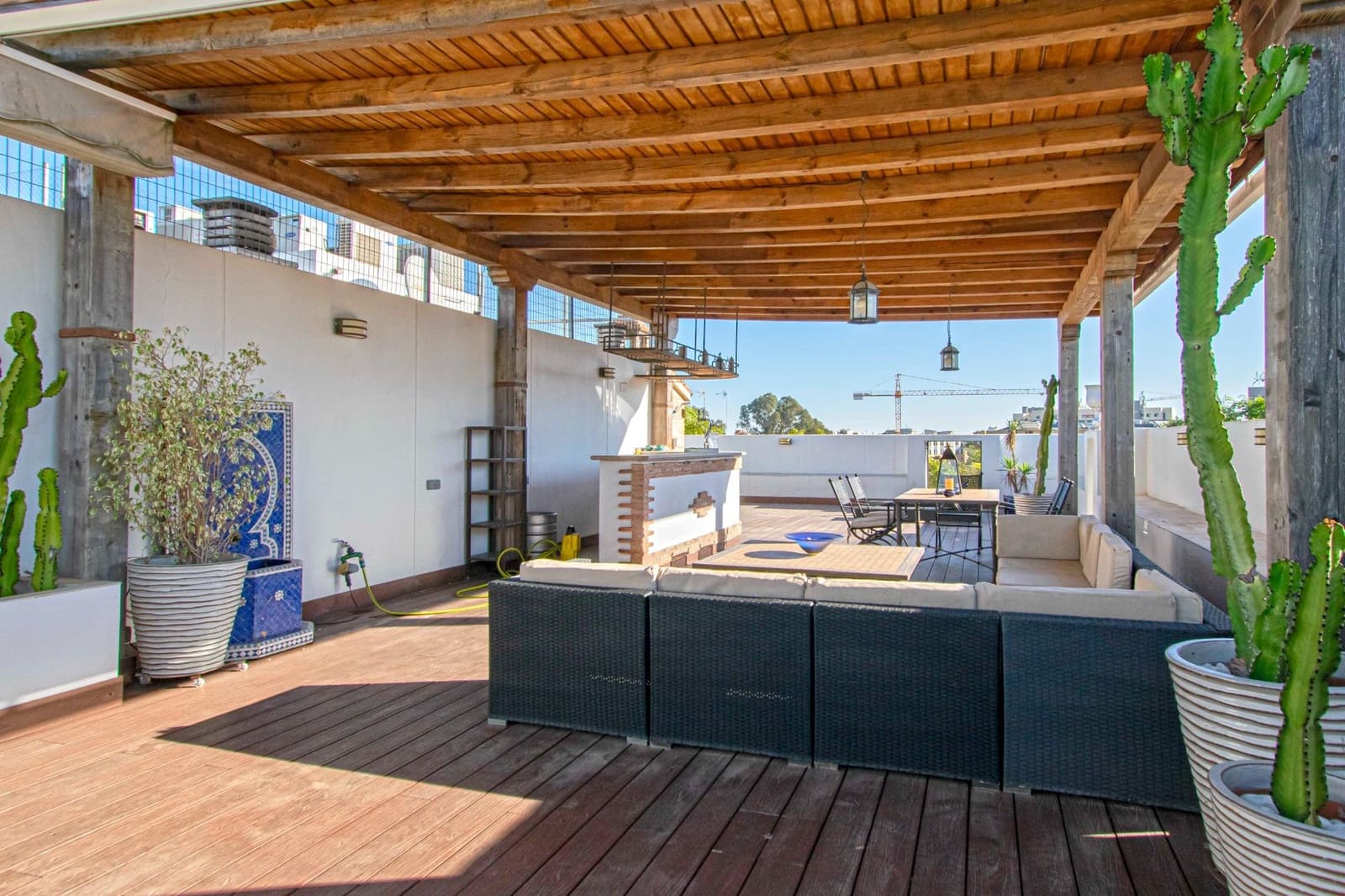 2 soveværelse Lejlighed til salg i Sevilla by med swimmingpool garage - € 750.000 (Ref: 9349633)