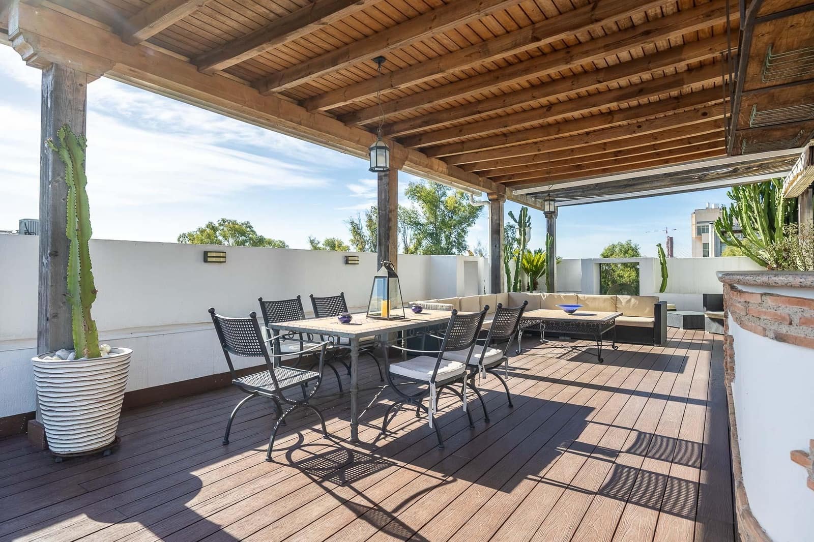 2 soveværelse Lejlighed til salg i Sevilla by med swimmingpool garage - € 750.000 (Ref: 9349633)