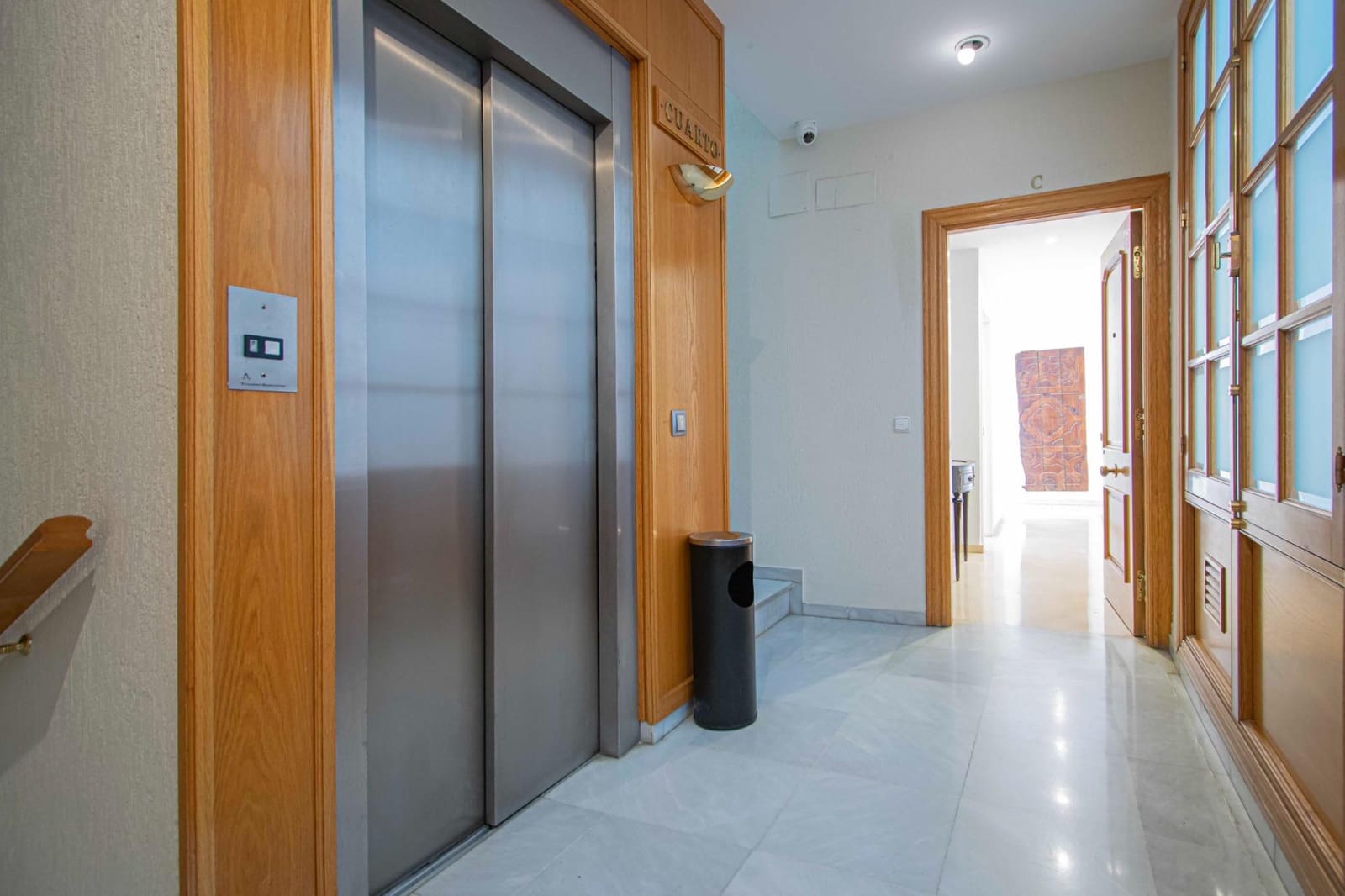 Apartamento de 2 habitaciones en Sevilla ciudad en venta con piscina garaje - 750.000 € (Ref: 9349633)